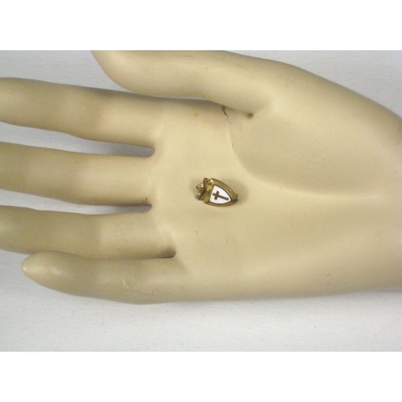 Pin Christian Cross White Shield Goldtone Lantern Size .5 inch Vintage Enamel - Picture 4 of 4